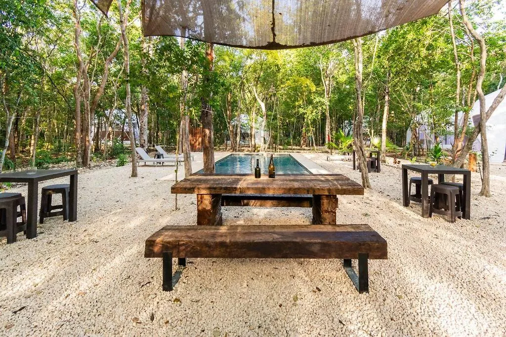 Luksusowy namiot Glamping Mayan Glam Tulum Meksyk